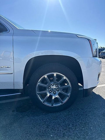 Used 2020 GMC Yukon Denali w/ Open Road Package AWD/4WD image 10