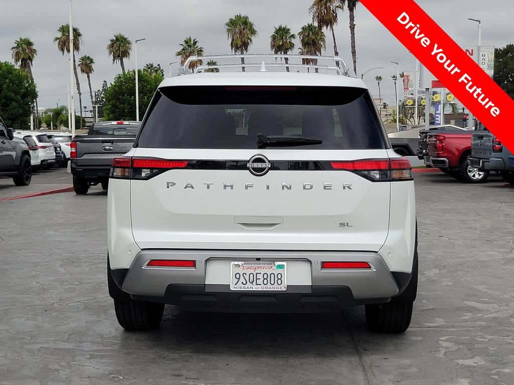 Certified 2025 Nissan Pathfinder SL FWD image 31