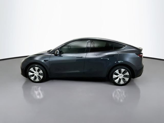 Used 2024 Tesla Model Y Long Range AWD/4WD image 4
