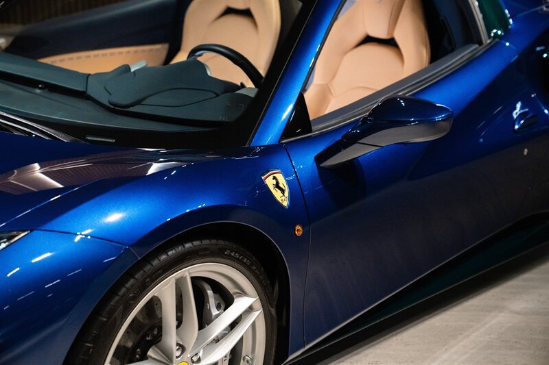 Used 2017 Ferrari 488 Spider RWD image 9