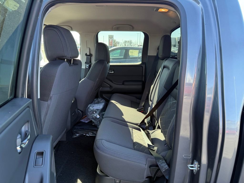 New 2026 Nissan Frontier SV w/ Tow Package image 9