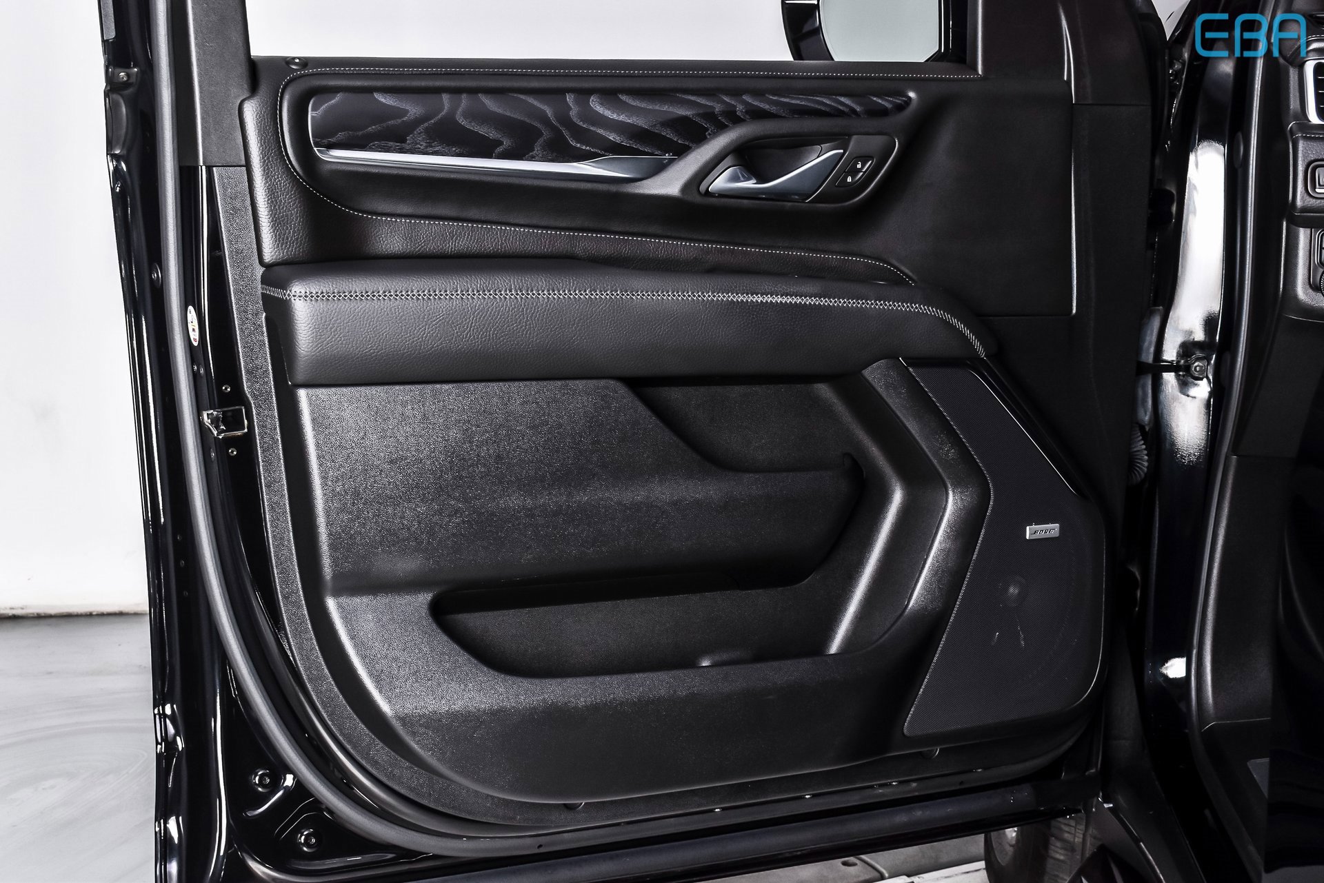 Used 2024 GMC Yukon XL Denali w/ Advanced Technology Package image 13