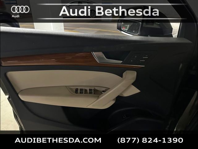 Used 2023 Audi Q5 2.0T Premium w/ Convenience Package image 13