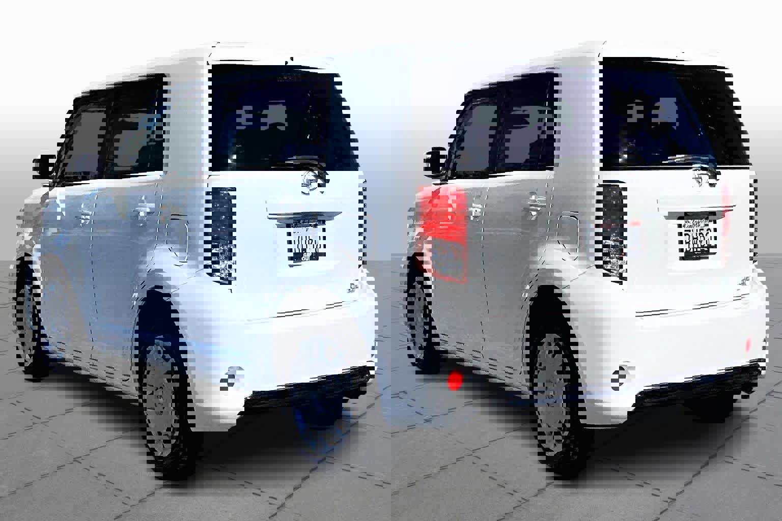 Used 2013 Scion xB image 11