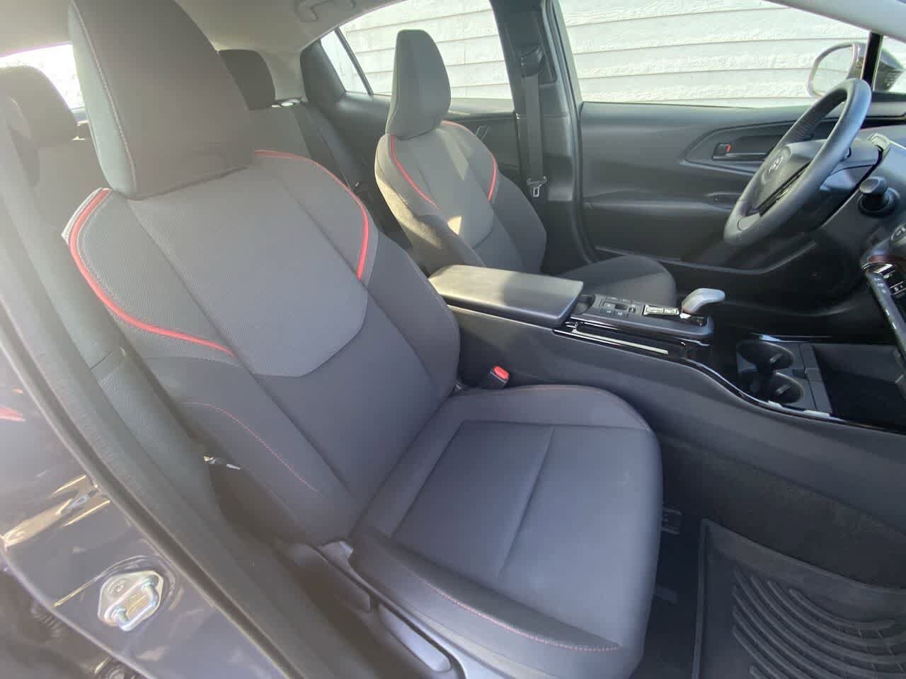Used 2024 Toyota Prius Prime FWD image 23