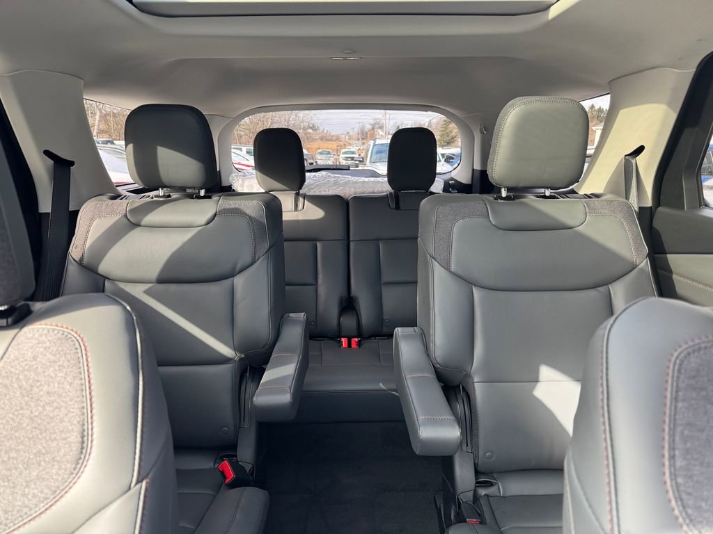 New 2026 Ford Explorer Active w/ Active Comfort Package AWD/4WD image 23