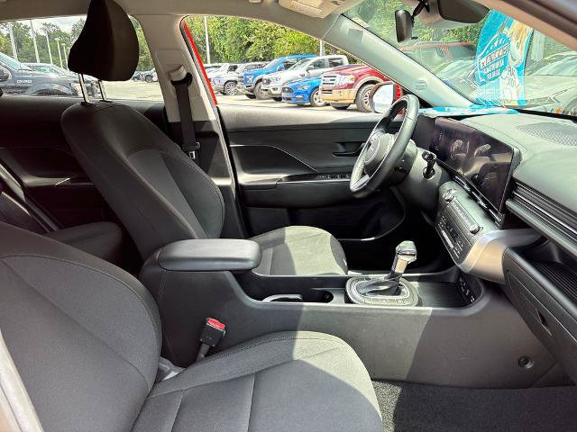 Used 2024 Hyundai Kona SEL FWD image 27