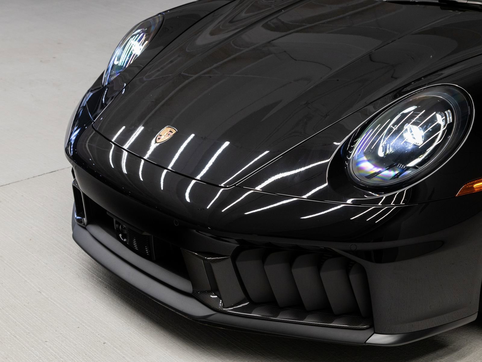 Certified 2026 Porsche 911 Carrera GTS image 33