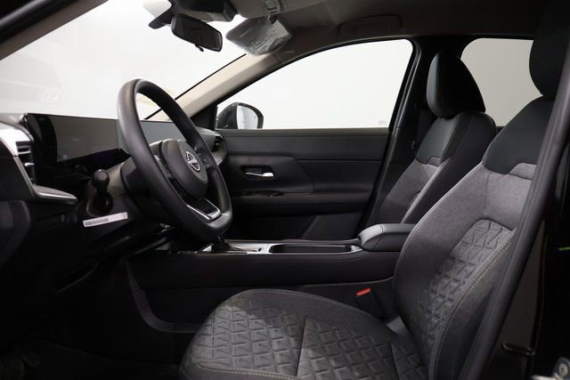 New 2026 Nissan Kicks SV FWD image 11