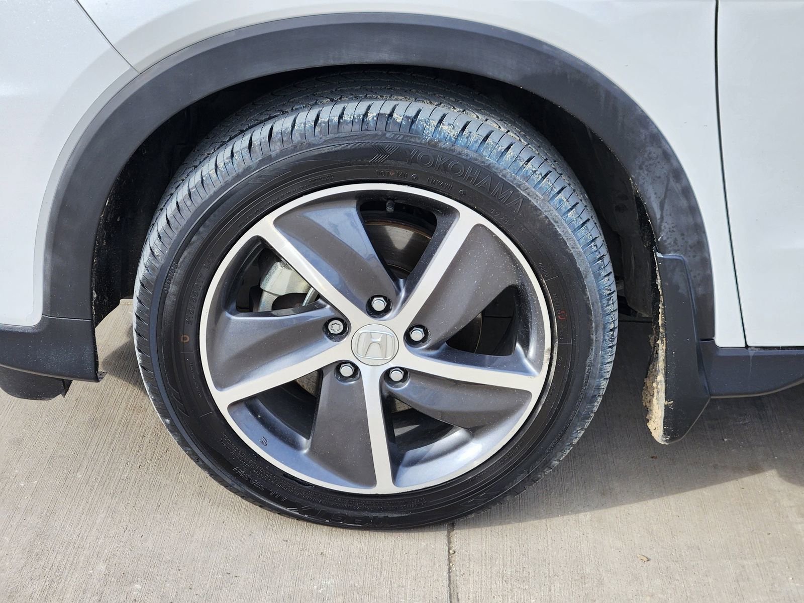 Used 2021 Honda HR-V EX image 11