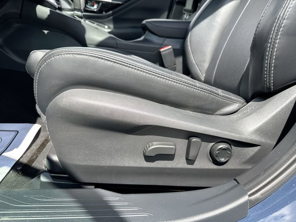 Used 2024 Subaru Legacy Limited image 12