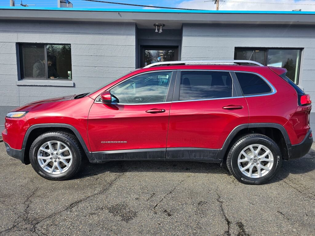 Used 2016 Jeep Cherokee Latitude w/ North All-Season Group image 2