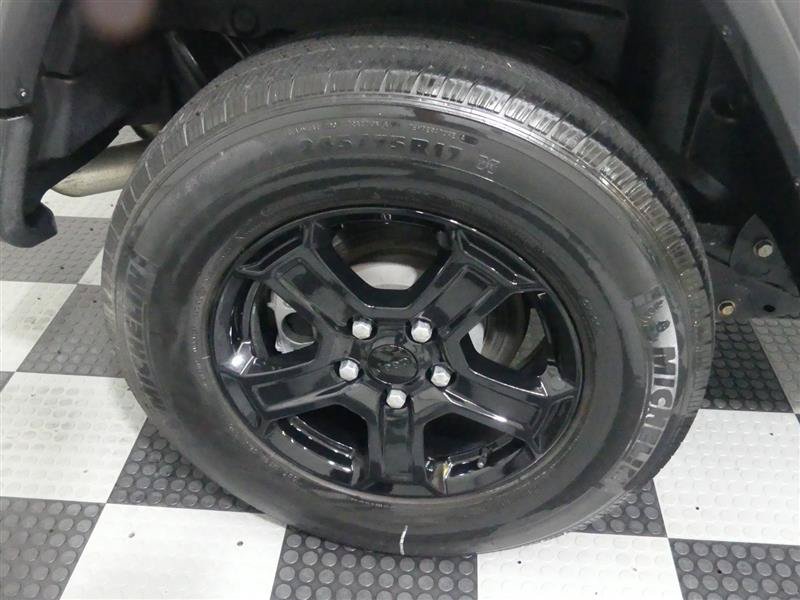 Used 2022 Jeep Wrangler Unlimited Sport AWD/4WD image 16