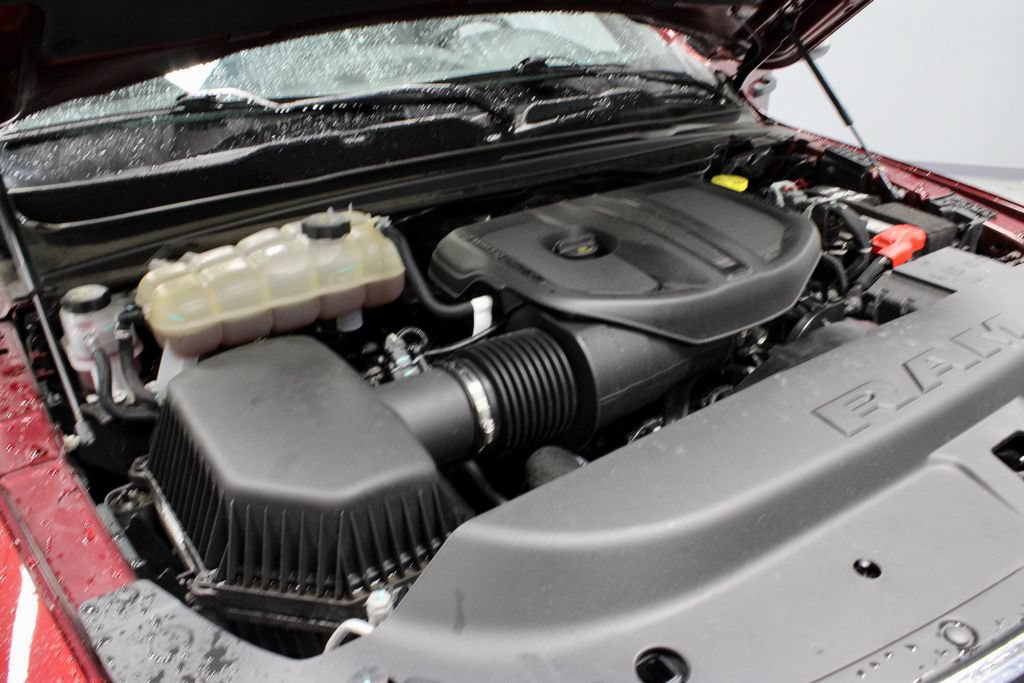 Used 2025 RAM 1500 Big Horn AWD/4WD image 19