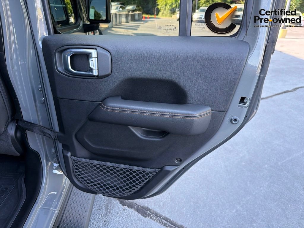 Certified 2022 Jeep Gladiator Overland AWD/4WD image 25