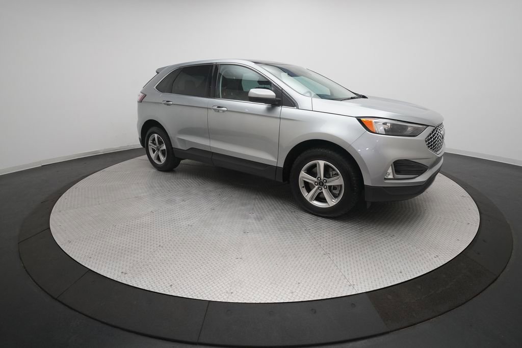 Used 2024 Ford Edge SEL w/ Convenience Package image 39