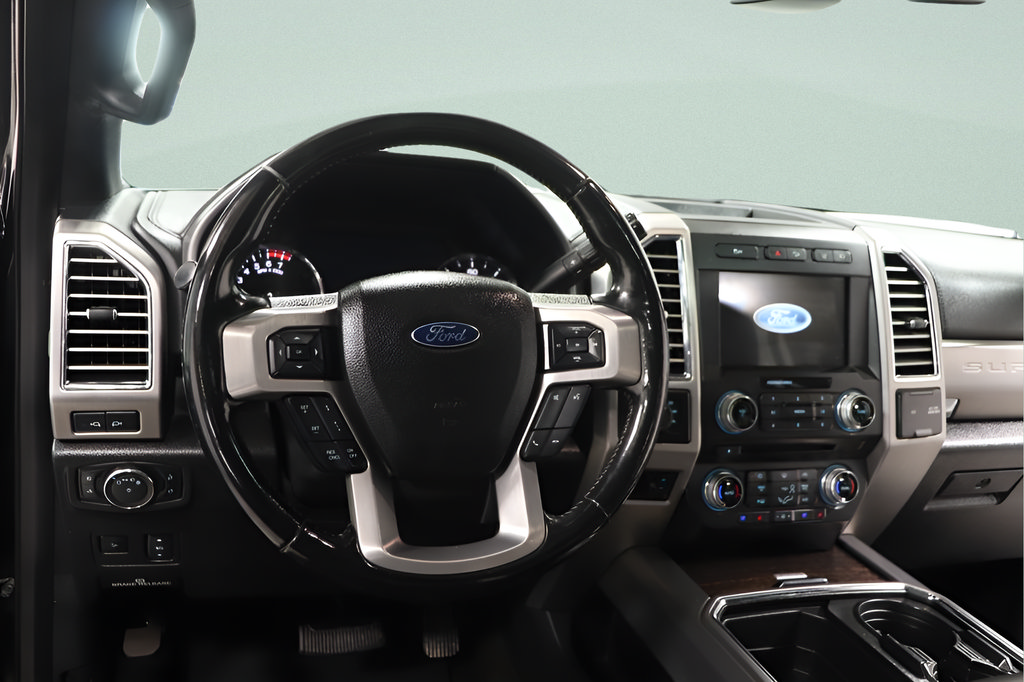 Used 2017 Ford F250 Platinum w/ Platinum Ultimate Package AWD/4WD image 9
