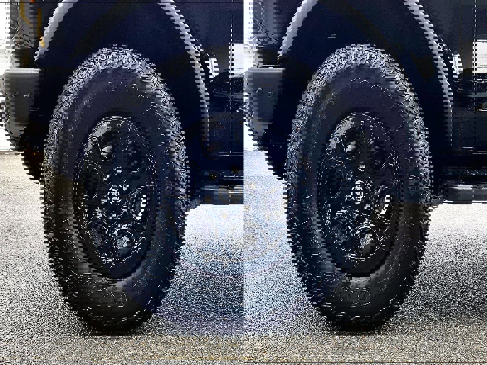 Used 2022 Ford Bronco Wildtrak image 7