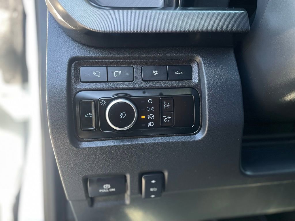 Used 2024 Ford F450 Platinum w/ FX4 Off-Road Package image 11