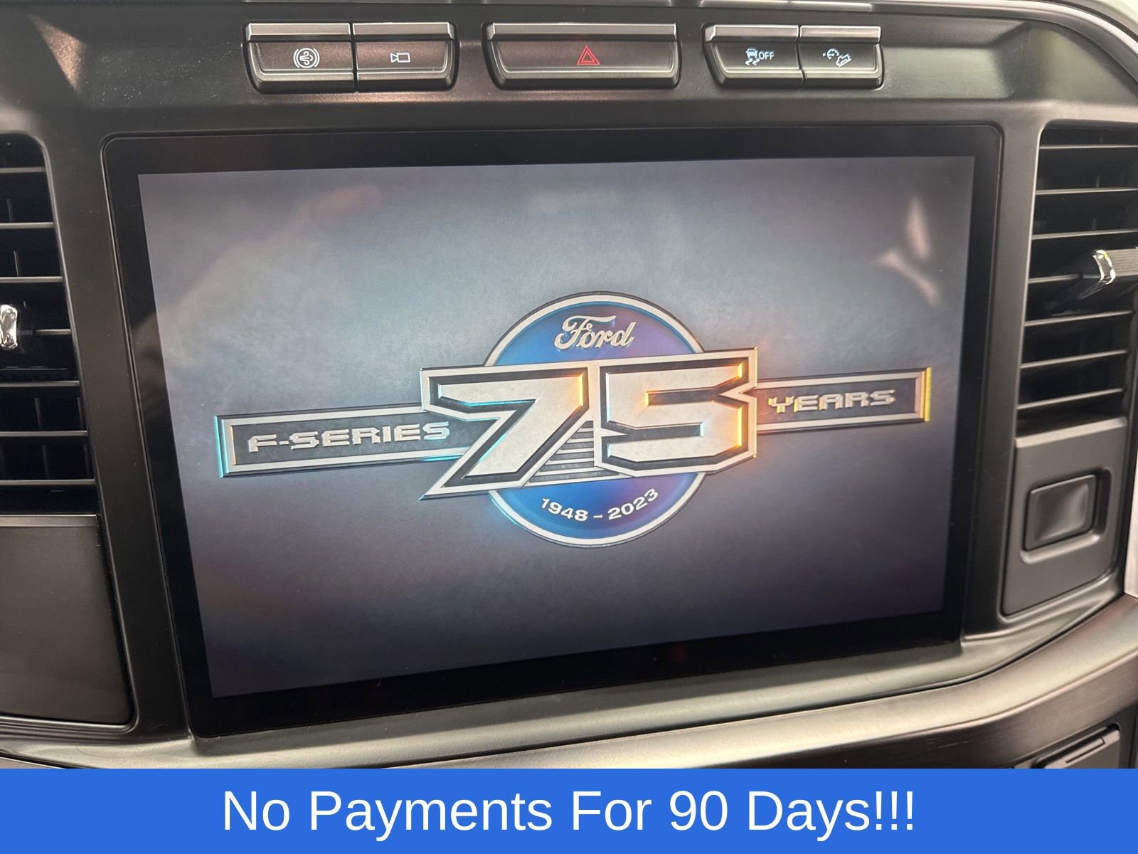 Used 2023 Ford F350 Lariat w/ Chrome Package image 21