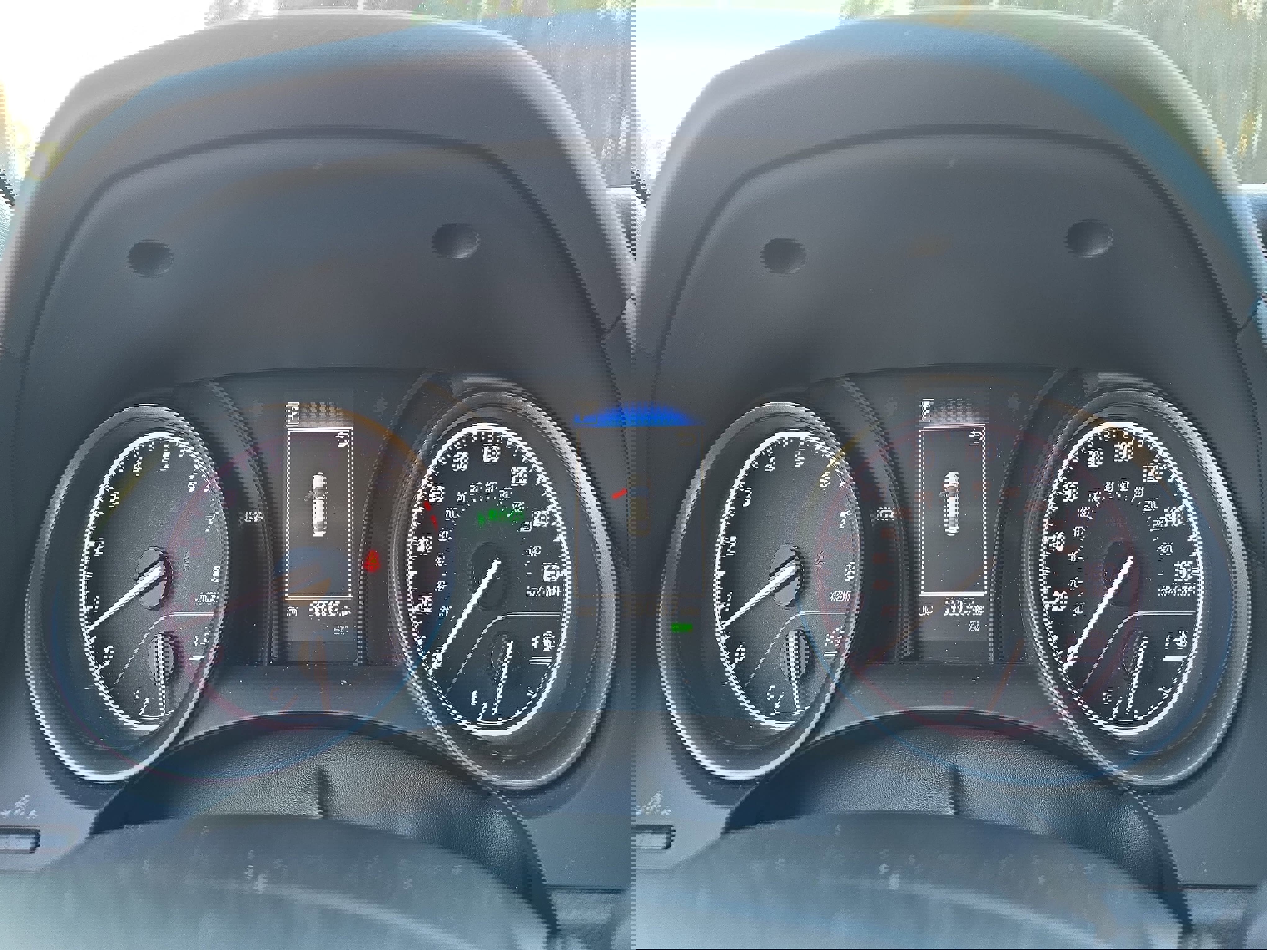 Used 2024 Toyota Camry SE image 18