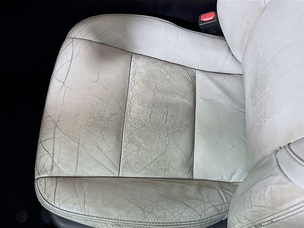 Used 2016 Toyota Avalon XLE Plus image 17