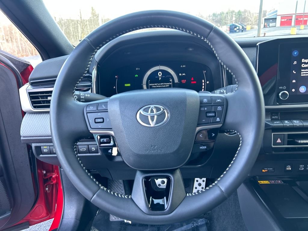 Certified 2025 Toyota Camry SE w/ Convenience Package image 23