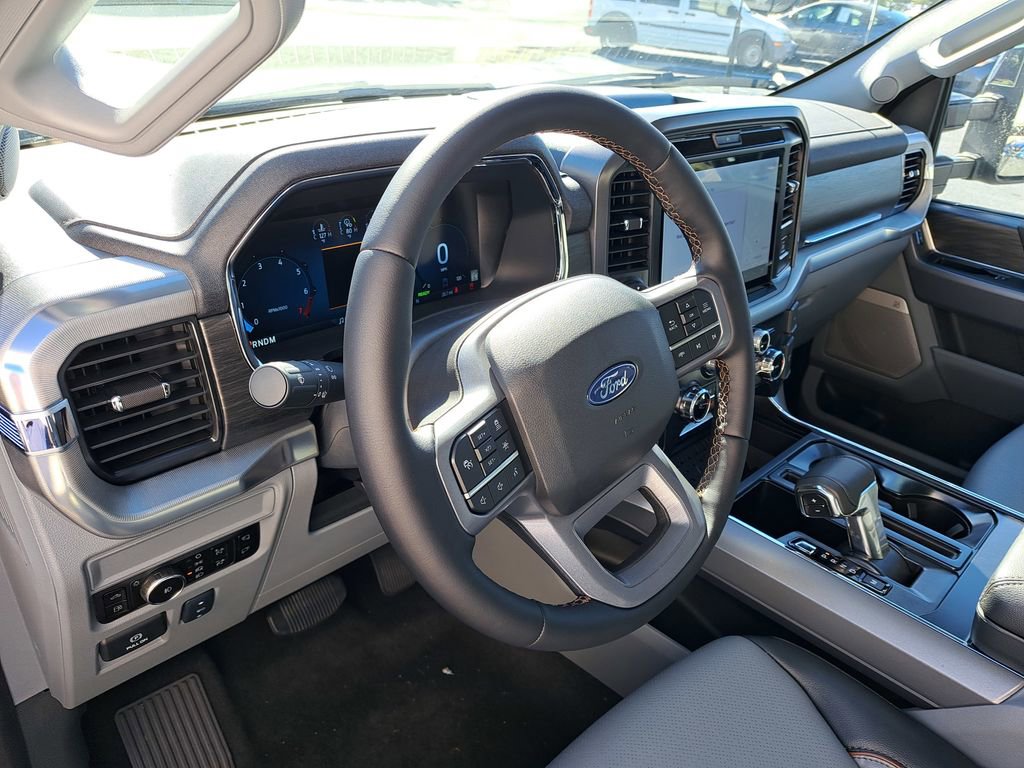 New 2025 Ford F150 Lariat w/ Equipment Group 501A Mid image 7