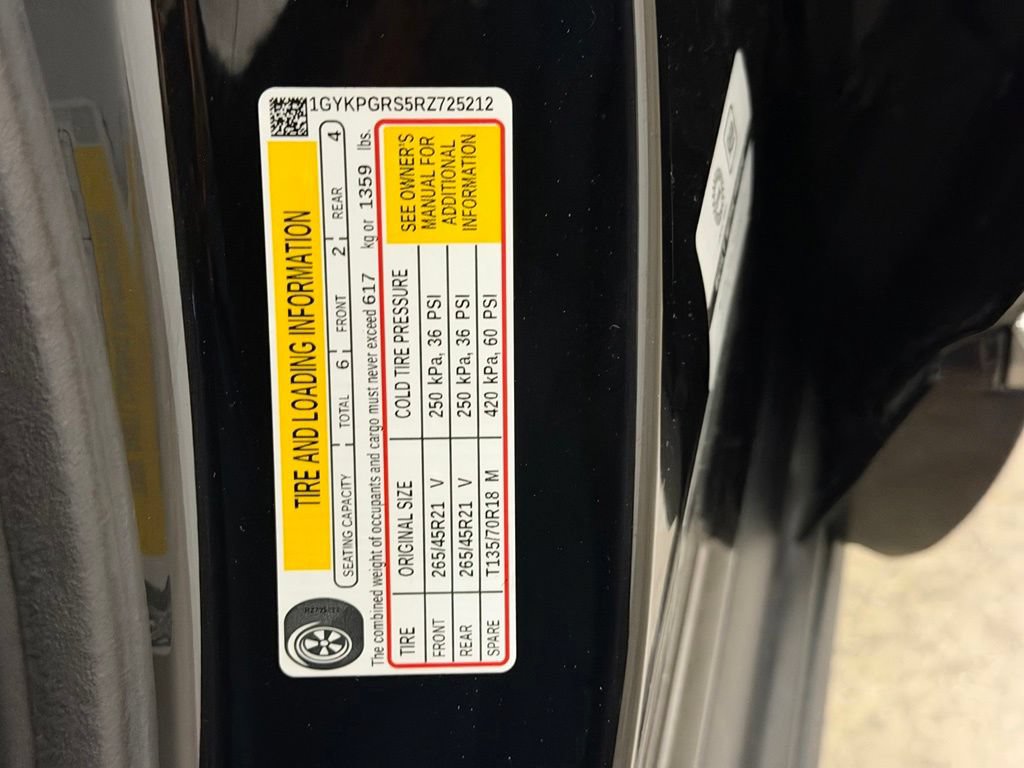 Certified 2024 Cadillac XT6 Sport w/ LPO, Floor Liner Package AWD/4WD image 29