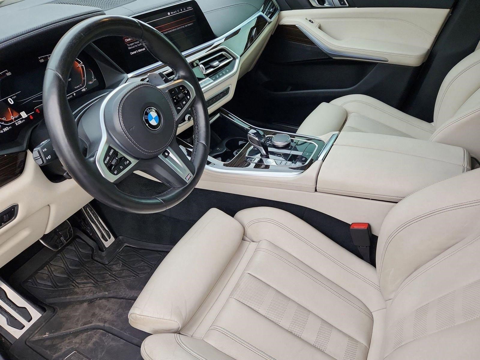 Used 2021 BMW X5 xDrive40i w/ M Sport Package image 3