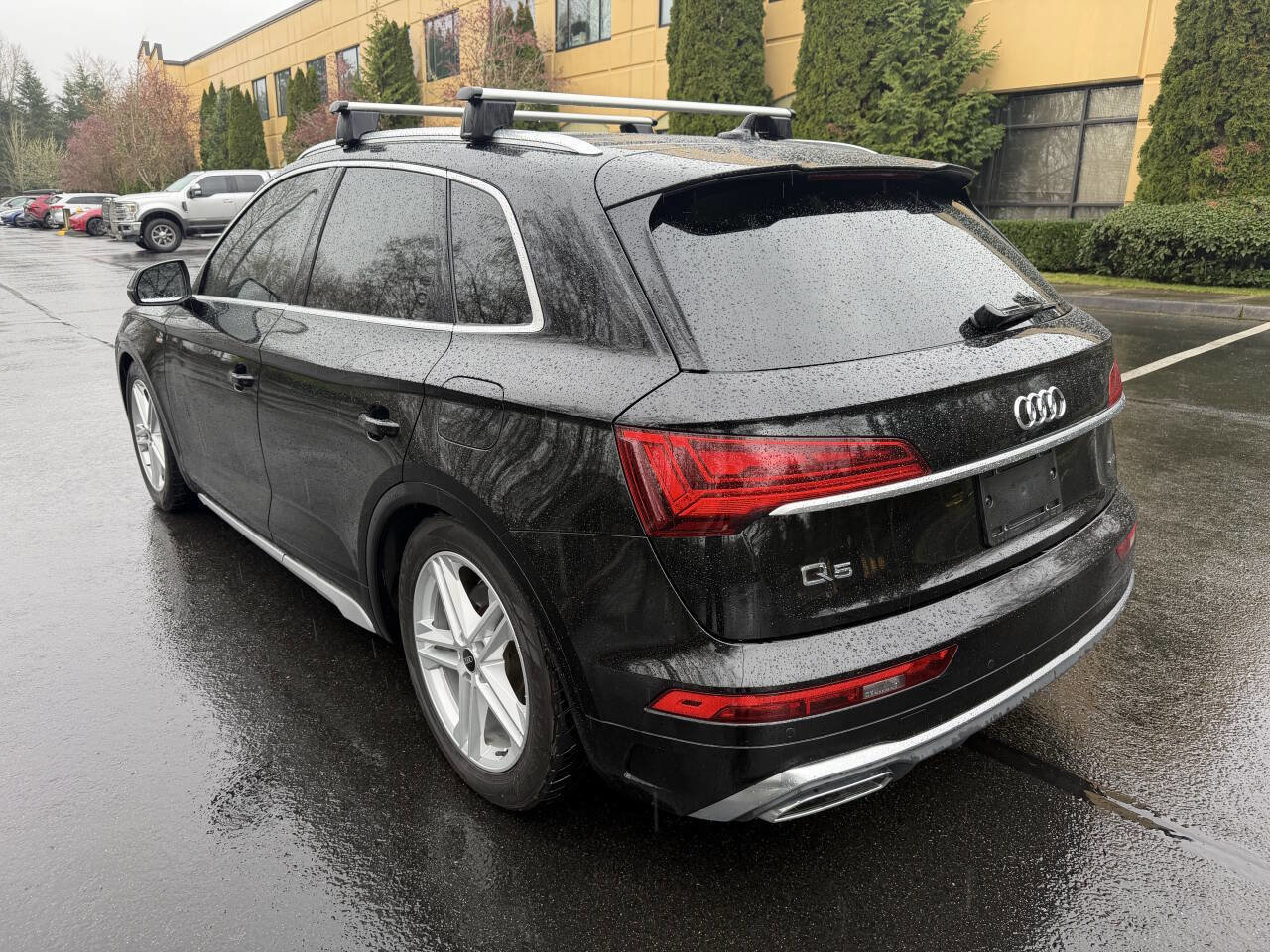 Used 2021 Audi Q5 e Premium Plus w/ Premium Plus Package image 9
