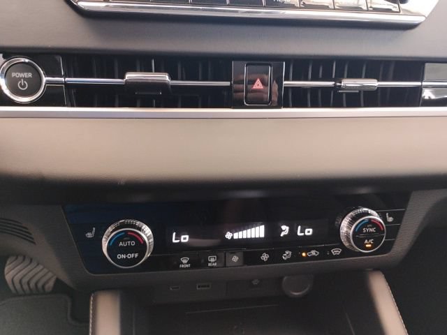 New 2026 Nissan Rogue SL AWD/4WD image 22