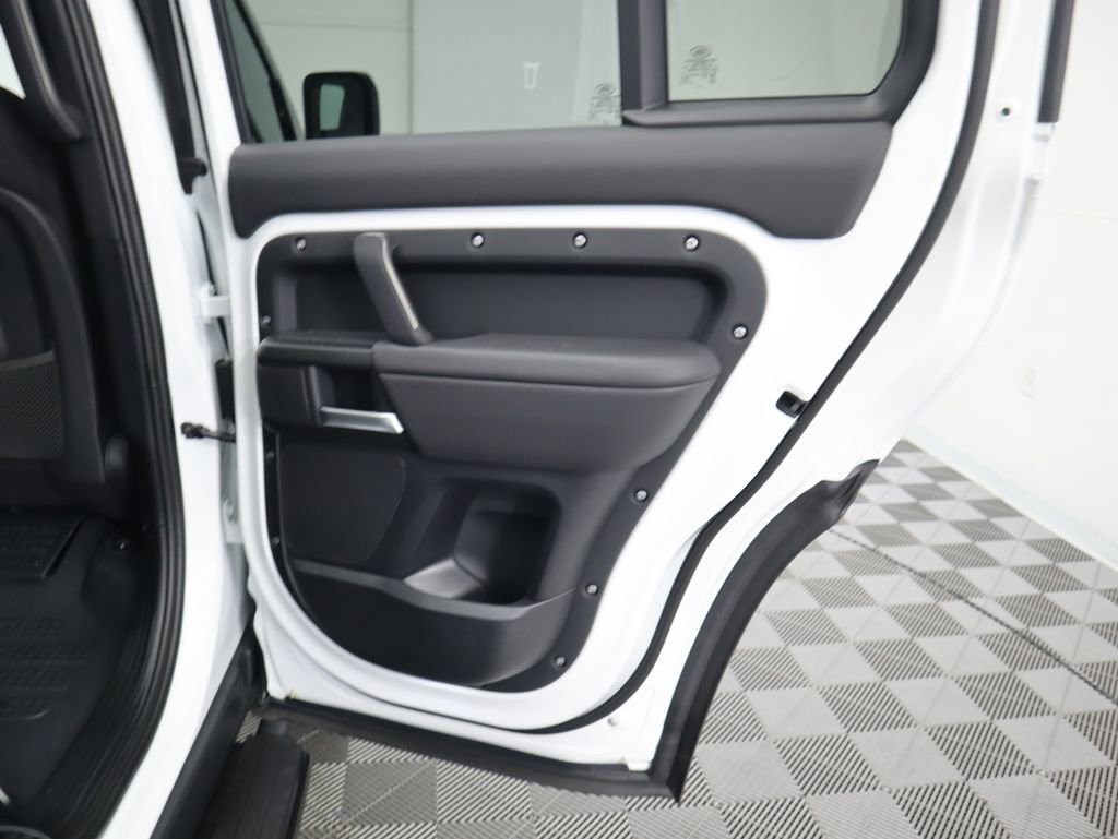 New 2025 Land Rover Defender 130 V8 image 28