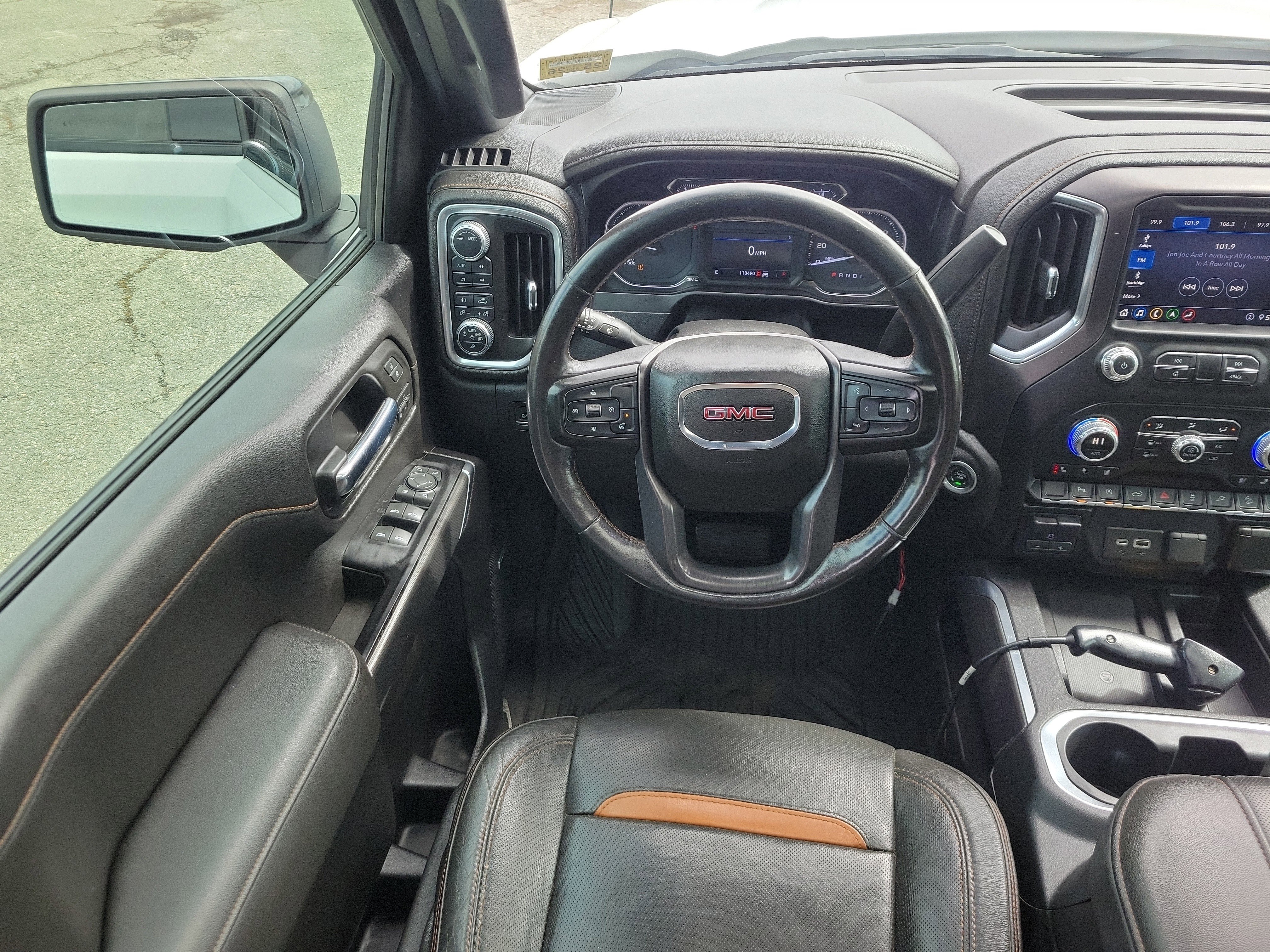 Used 2020 GMC Sierra 1500 AT4 w/ AT4 Preferred Package AWD/4WD image 19