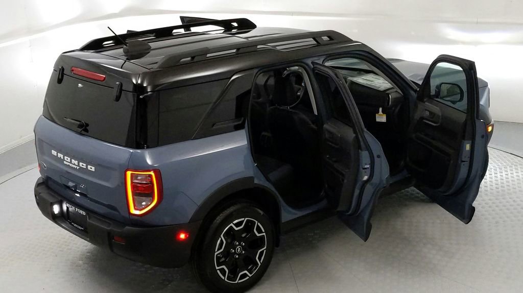 New 2025 Ford Bronco Sport Outer Banks w/ Outer Banks Tech Package+ image 22