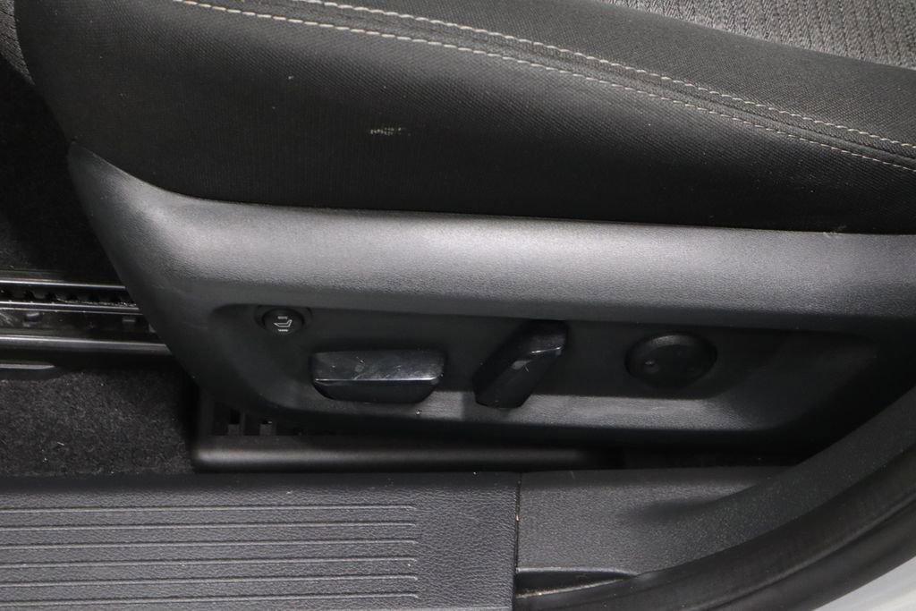 Certified 2023 Nissan Rogue SV AWD/4WD image 23