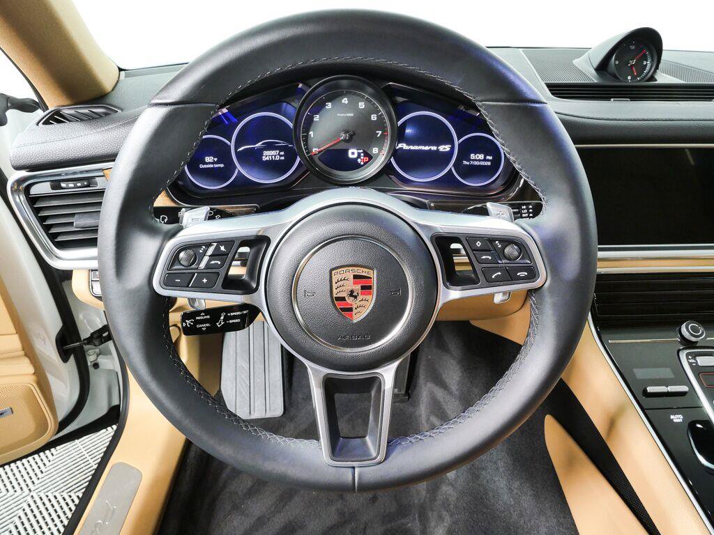 Certified 2018 Porsche Panamera 4S AWD/4WD image 9