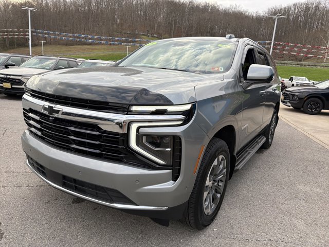 Used 2026 Chevrolet Tahoe LS AWD/4WD image 10