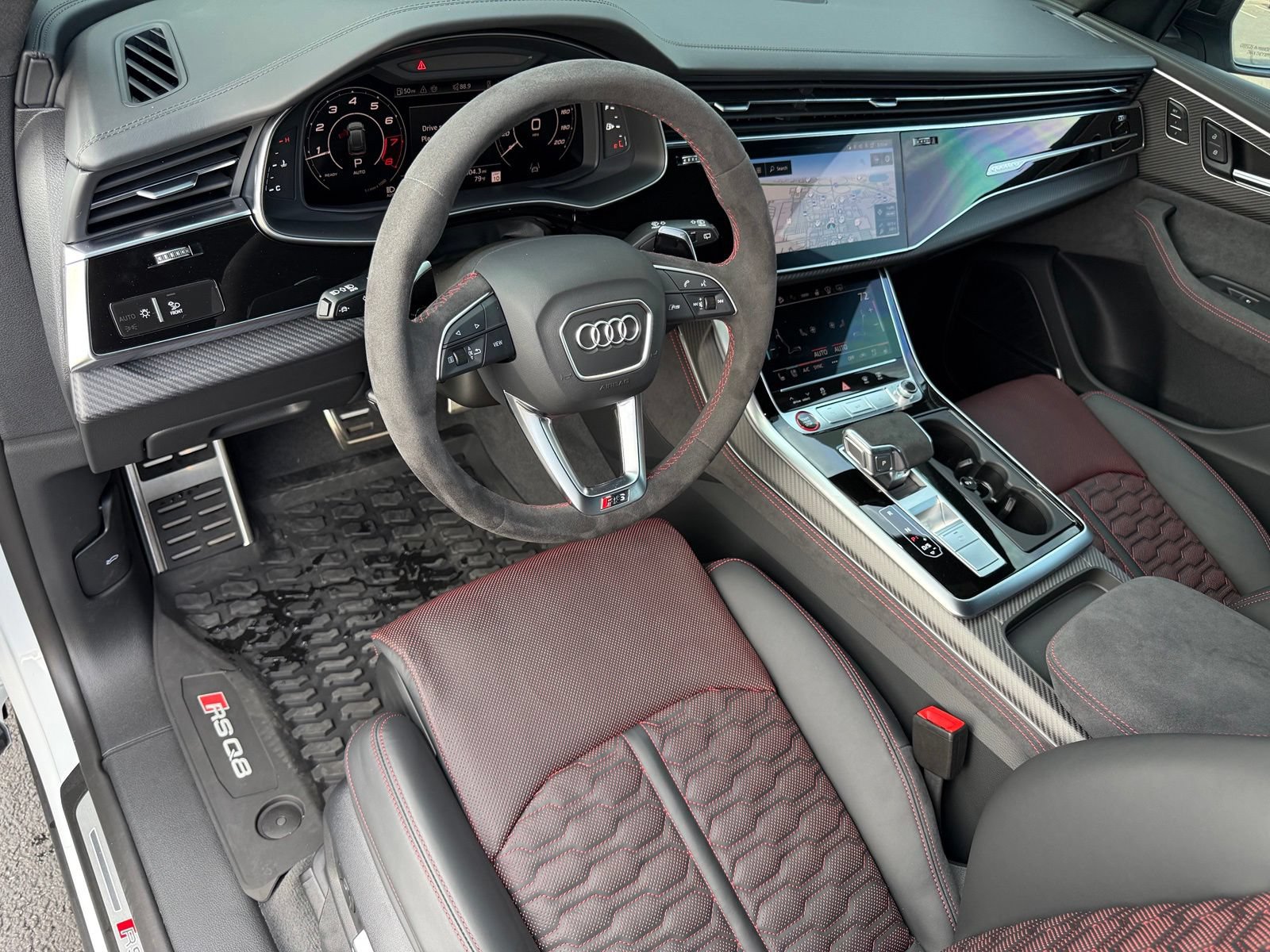 Used 2026 Audi RS Q8 performance AWD/4WD image 12