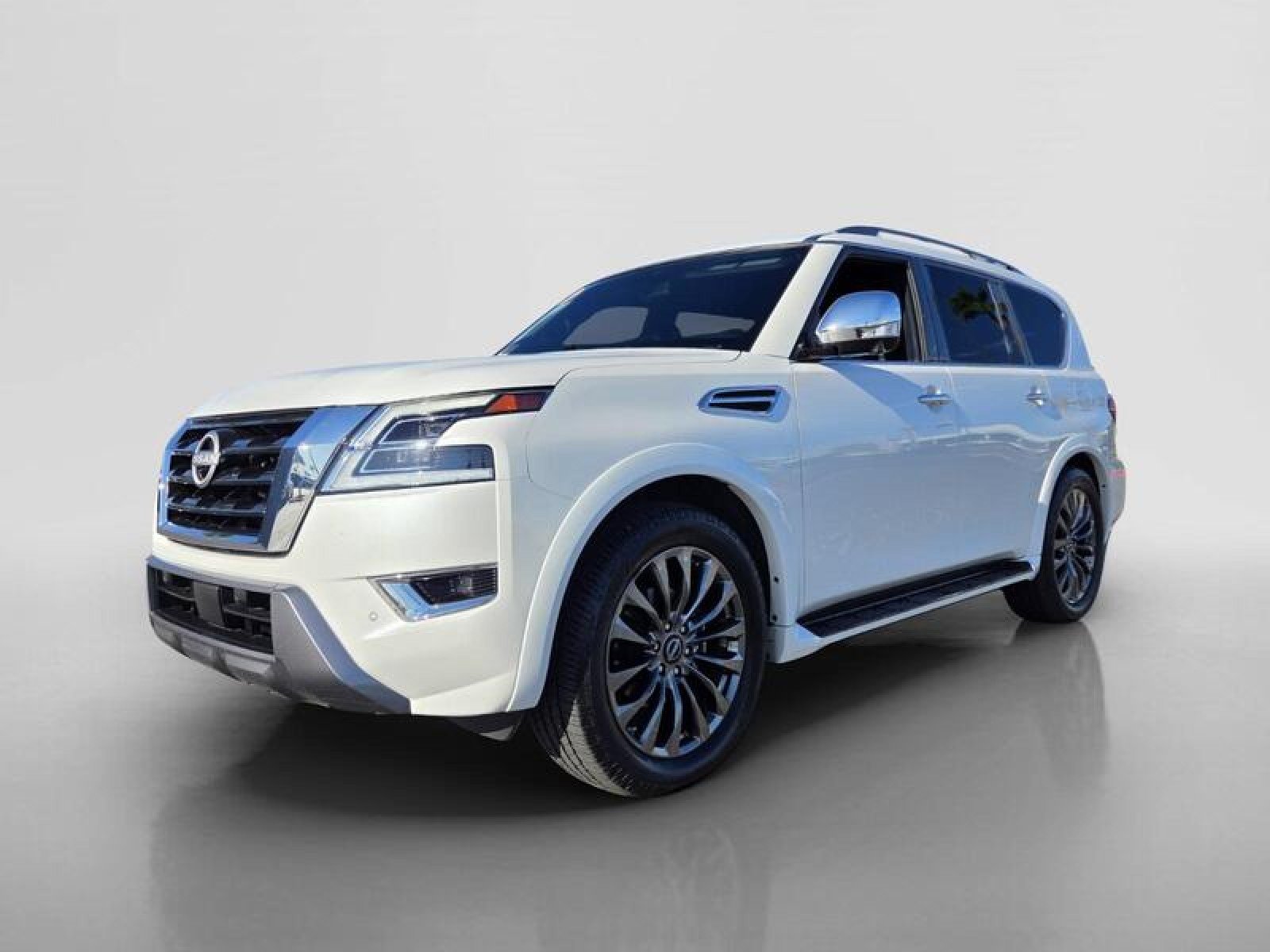Used 2023 Nissan Armada Platinum w/ Captain's Chairs Package AWD/4WD image 8