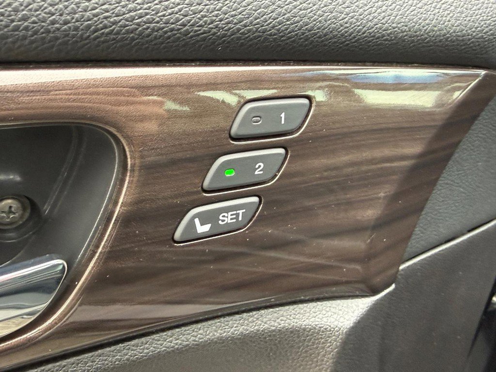 Used 2016 Honda Accord EX-L image 17