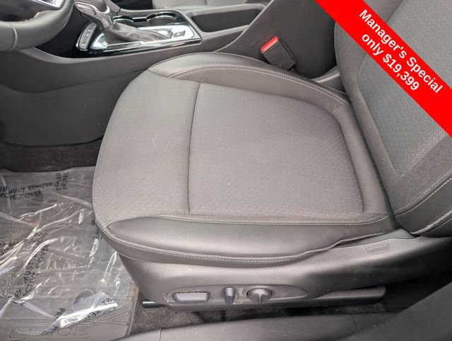 Used 2023 Buick Encore GX Preferred w/ Cold Weather Comfort Package FWD image 21
