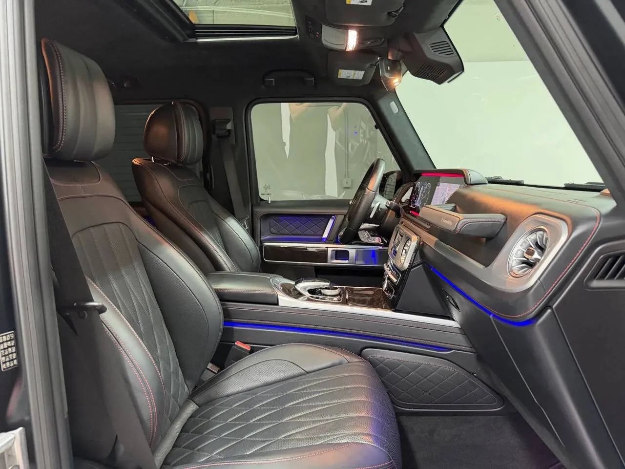 Used 2021 Mercedes-Benz G 550 image 11
