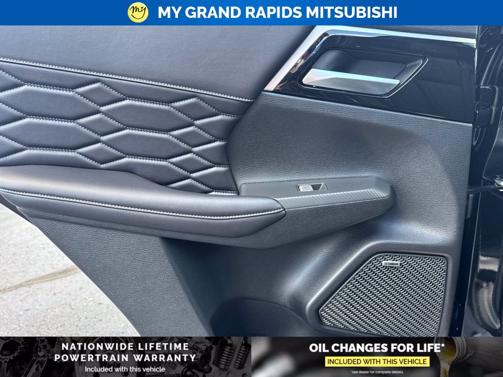 New 2026 Mitsubishi Outlander SEL AWD/4WD image 19