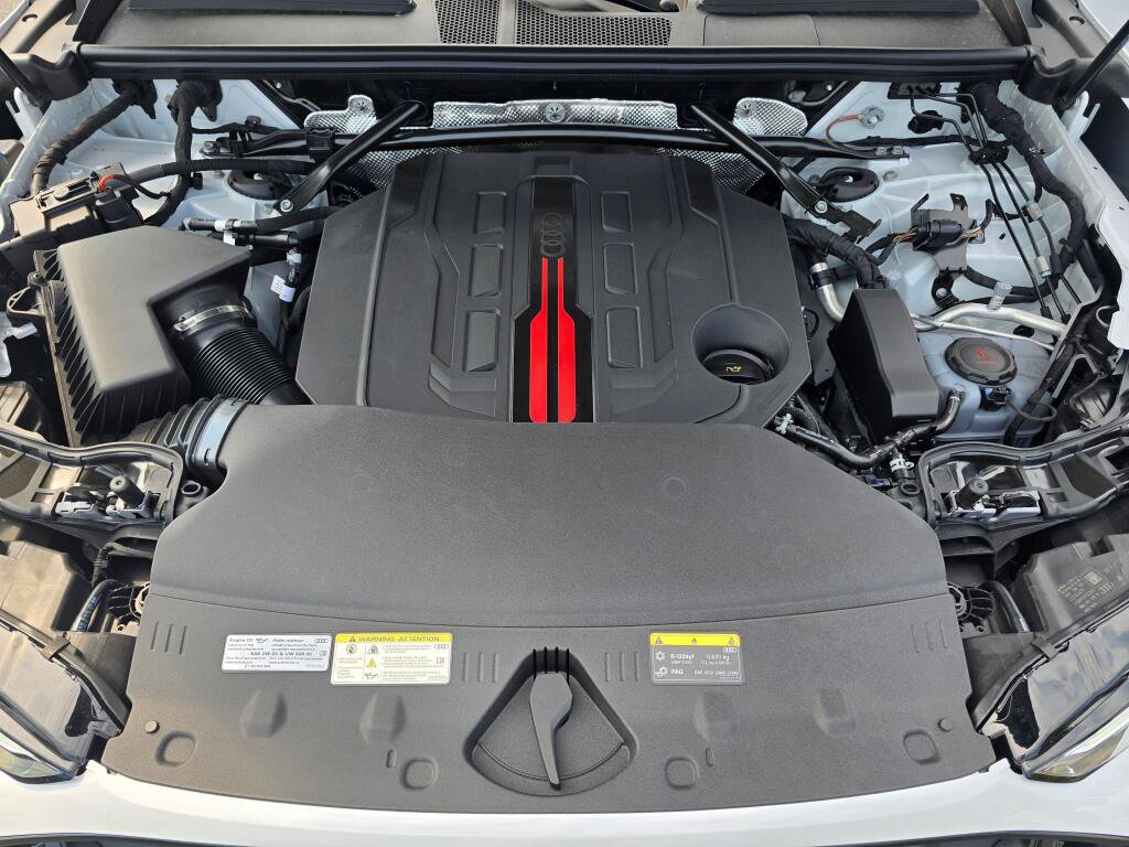 New 2026 Audi SQ5 Premium Plus AWD/4WD image 9