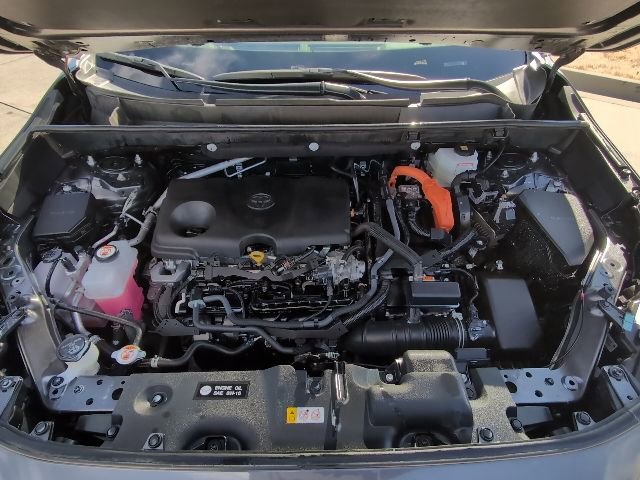 Used 2025 Toyota RAV4 XLE image 33