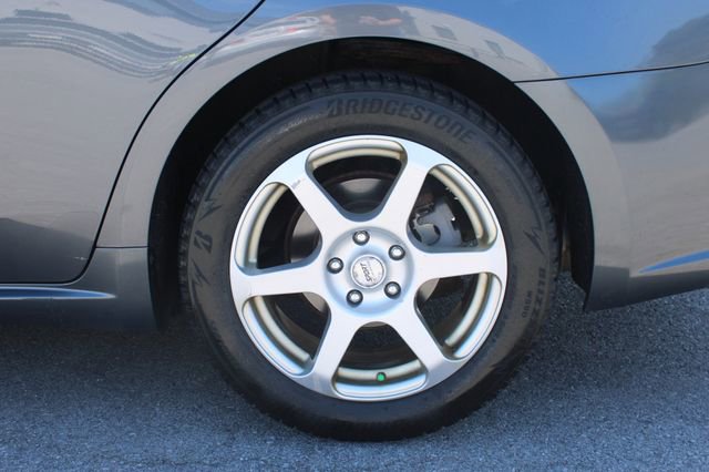 Used 2013 Toyota Avalon XLE FWD image 35