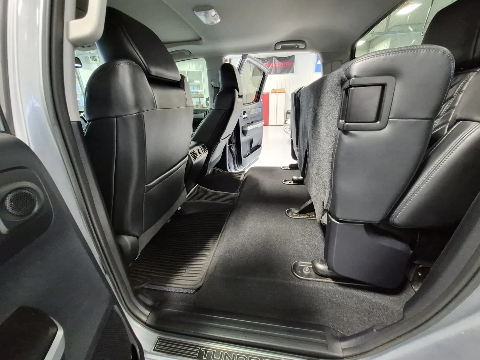 Used 2014 Toyota Tundra Platinum RWD image 18