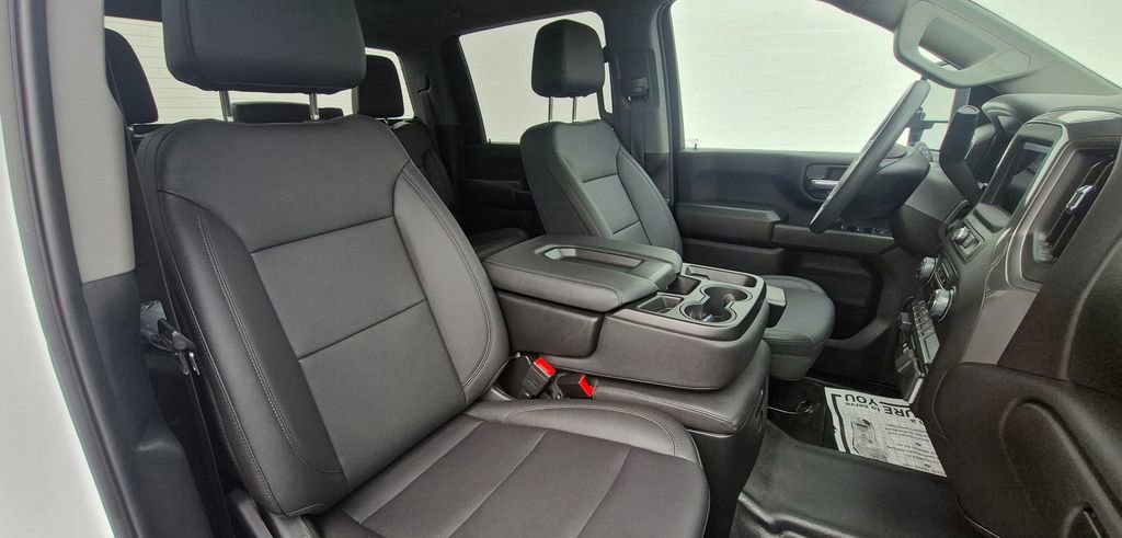 Used 2025 Chevrolet Silverado 3500 W/T w/ WT Convenience Package image 5