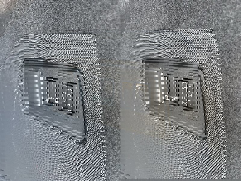 Used 2021 Cadillac Escalade Premium Luxury w/ LPO, Illumination Package image 35